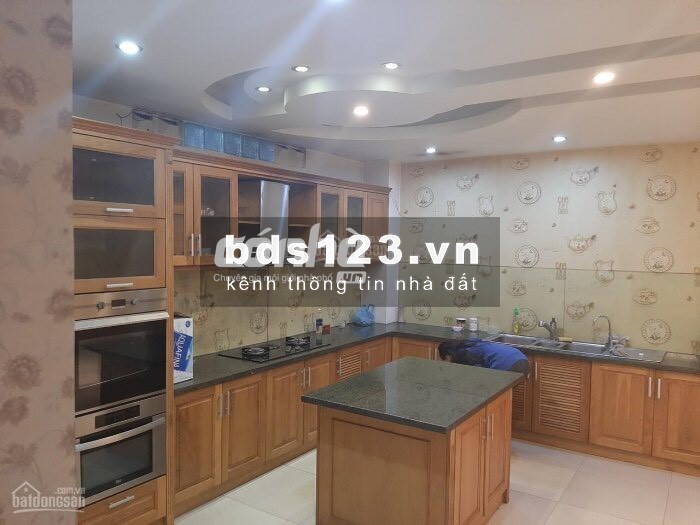 Nhà mặt tiền đường Đặng Văn Ngữ, Phú Nhuận. DT 6x20m, hầm 6 lầu _ CÓ NHÀ