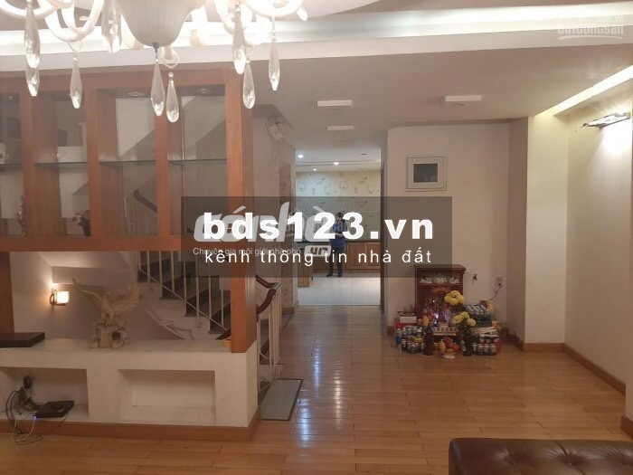 Nhà mặt tiền đường Đặng Văn Ngữ, Phú Nhuận. DT 6x20m, hầm 6 lầu _ CÓ NHÀ