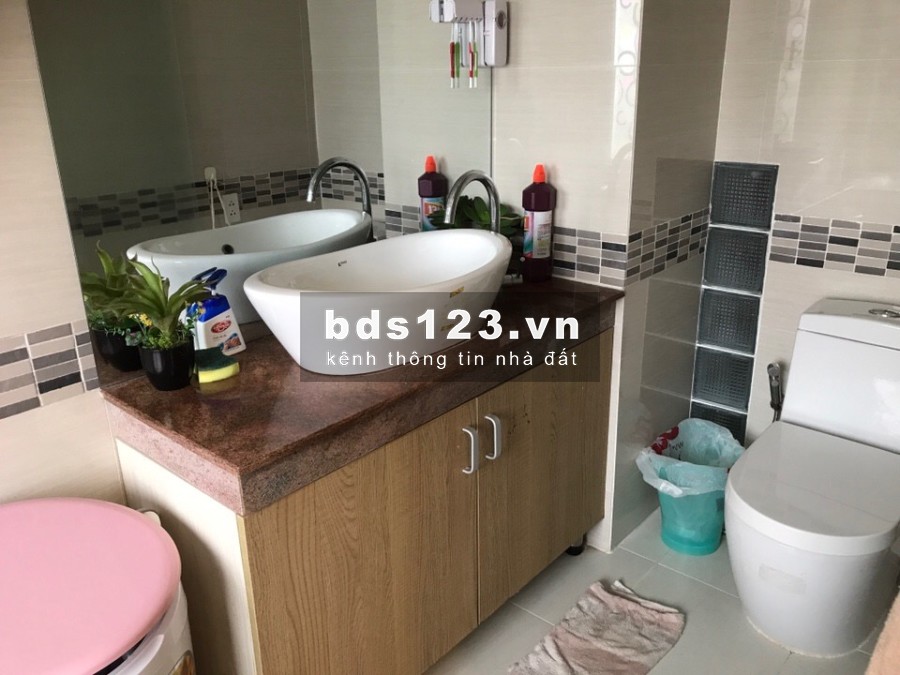 Cho thuê căn hộ studio đường D4 khu đô thị Him Lam Kinh Tẻ