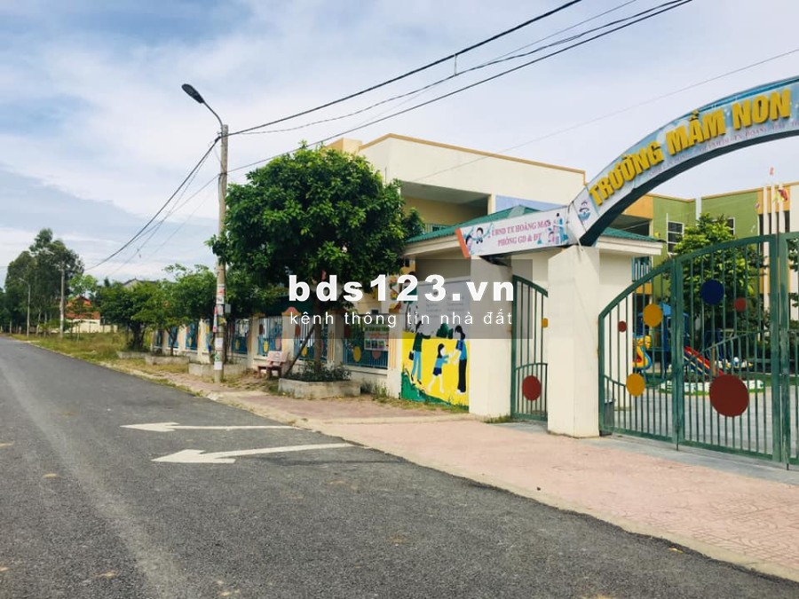 CẦN BÁN GẤP LÔ ĐẤT VEN SÔNG HOÀNG MAI