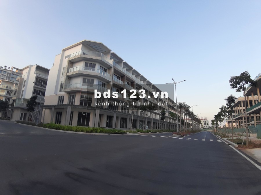 Cho thuê Shophouse Saritown. Giá chỉ 93.5 triệu/tháng