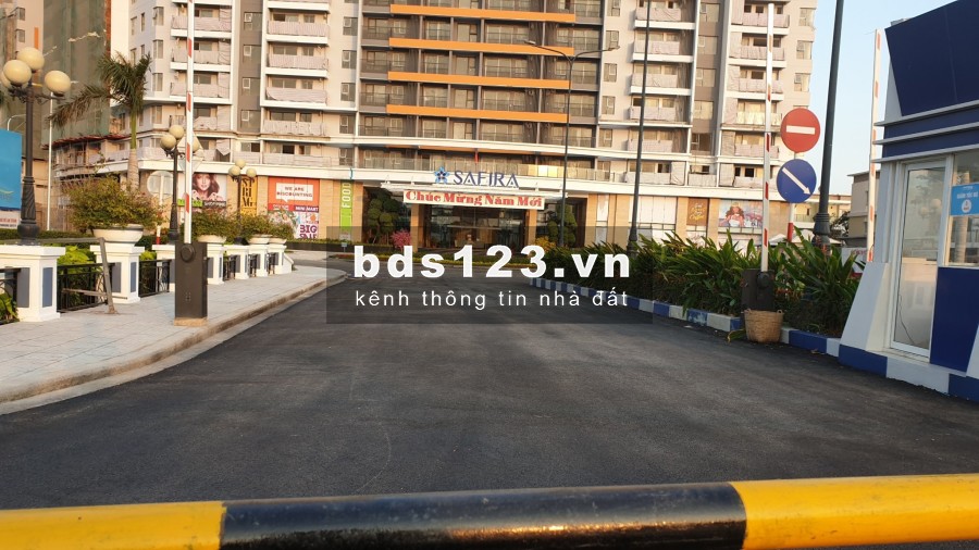 Vợ chồng tôi cần bán căn 2PN Safira Khang Điền DT 67m2, view khu công nghệ cao giá bán bao phí là 2.450 tỷ
