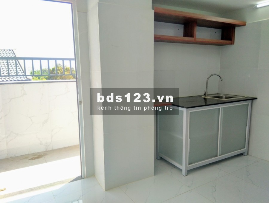 Phòng WC riêng, bếp riêng, cửa sổ, ban công, thang máy. Giờ giấc tự do. Bảo vê & camera an ninh 24/24. Đường 36 Kha Vạn Cân, Linh Đông, Thủ Đức. Xe tải tới cổng