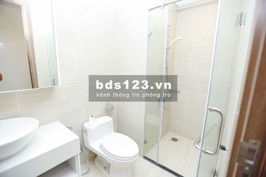 Q.10,CC VÒNG XOAY LÝ THÁI TỔ, FULL TIEN NGHI, TÌM NGƯỜIShare phòng:900k/THÁNG..