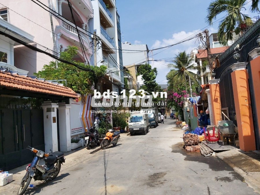 Cho thuê nhà nguyên căn mặt tiền đường Sông Thương, Tân Bình, 11x19m _ CÓ NHÀ