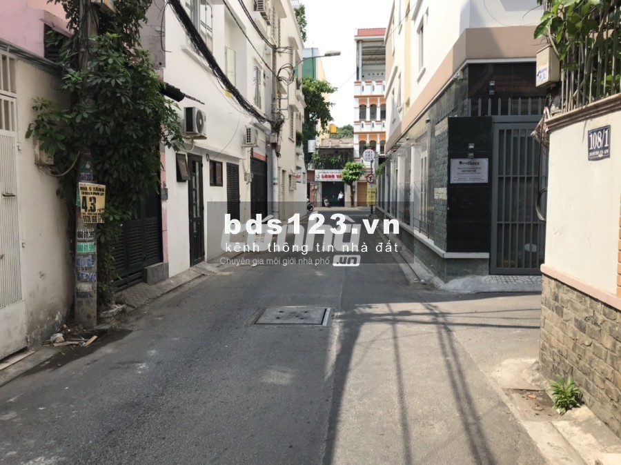 Cho thuê nhà nguyên căn hẻm xe hơi đường Đào Duy Anh, Phú Nhuận, 7x15m _ CÓ NHÀ