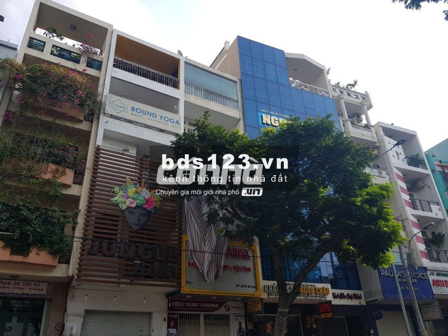 Cho thuê nhà nguyên căn mặt tiền đường Cao Thắng, Quận 10. Nhà 4 lầu _ CÓ NHÀ