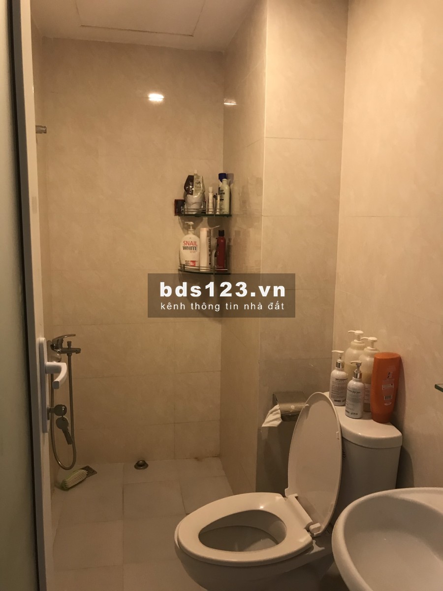 Cần bán căn hộ 73 m2 tầng trung view đẹp