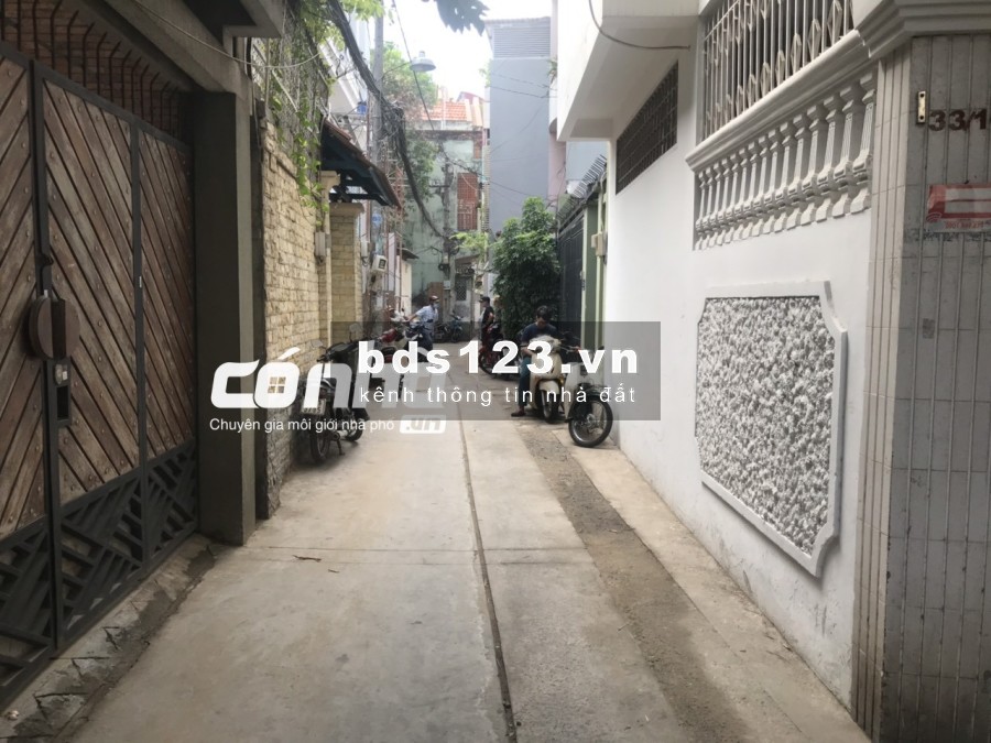 Nhà góc 2mt hẻm xe hơi Hoàng Diệu, phường 10, Phú Nhuận. DT 9x10m _ CÓ NHÀ