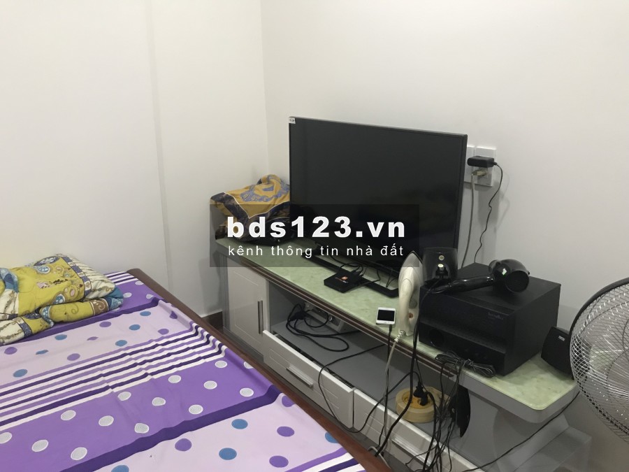 Cần bán căn hộ 73 m2 tầng trung view đẹp