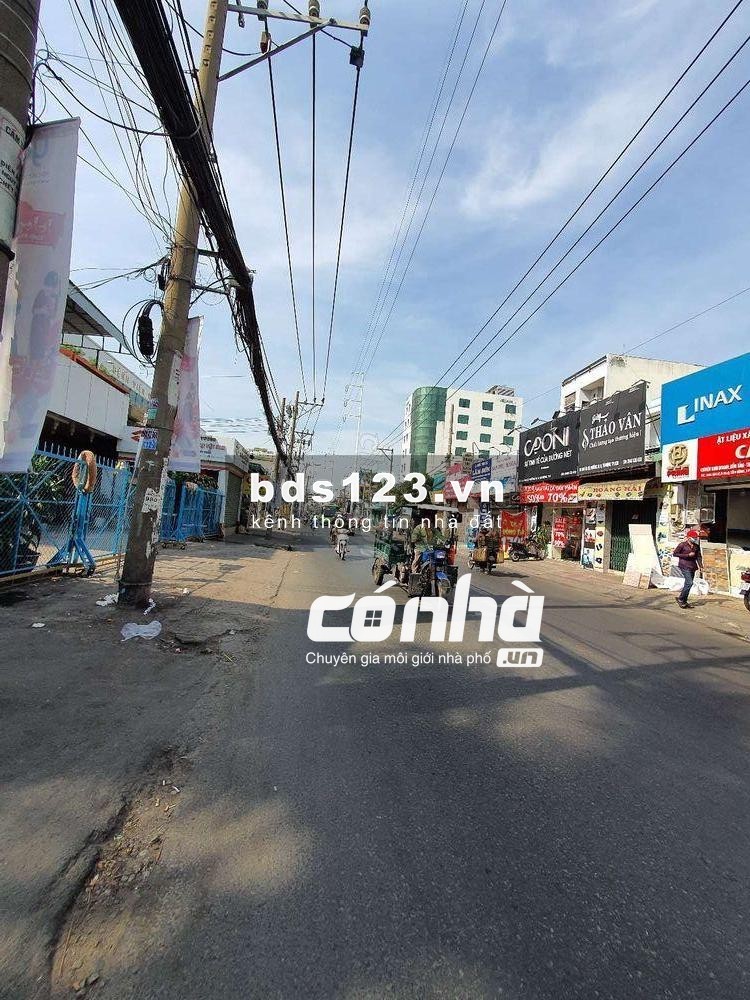 Cho thuê nhà mặt tiền đường Âu Cơ, Tân Bình. 6x24m _ CÓ NHÀ