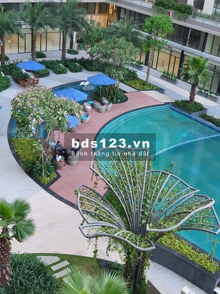 Chủ nhà cần tiền nên bán gấp căn hộ Jamila KĐ 3pn, 92m2 full NT chỉ 3,2 tỷ bao hết. Lh 0909321775. Hoàng