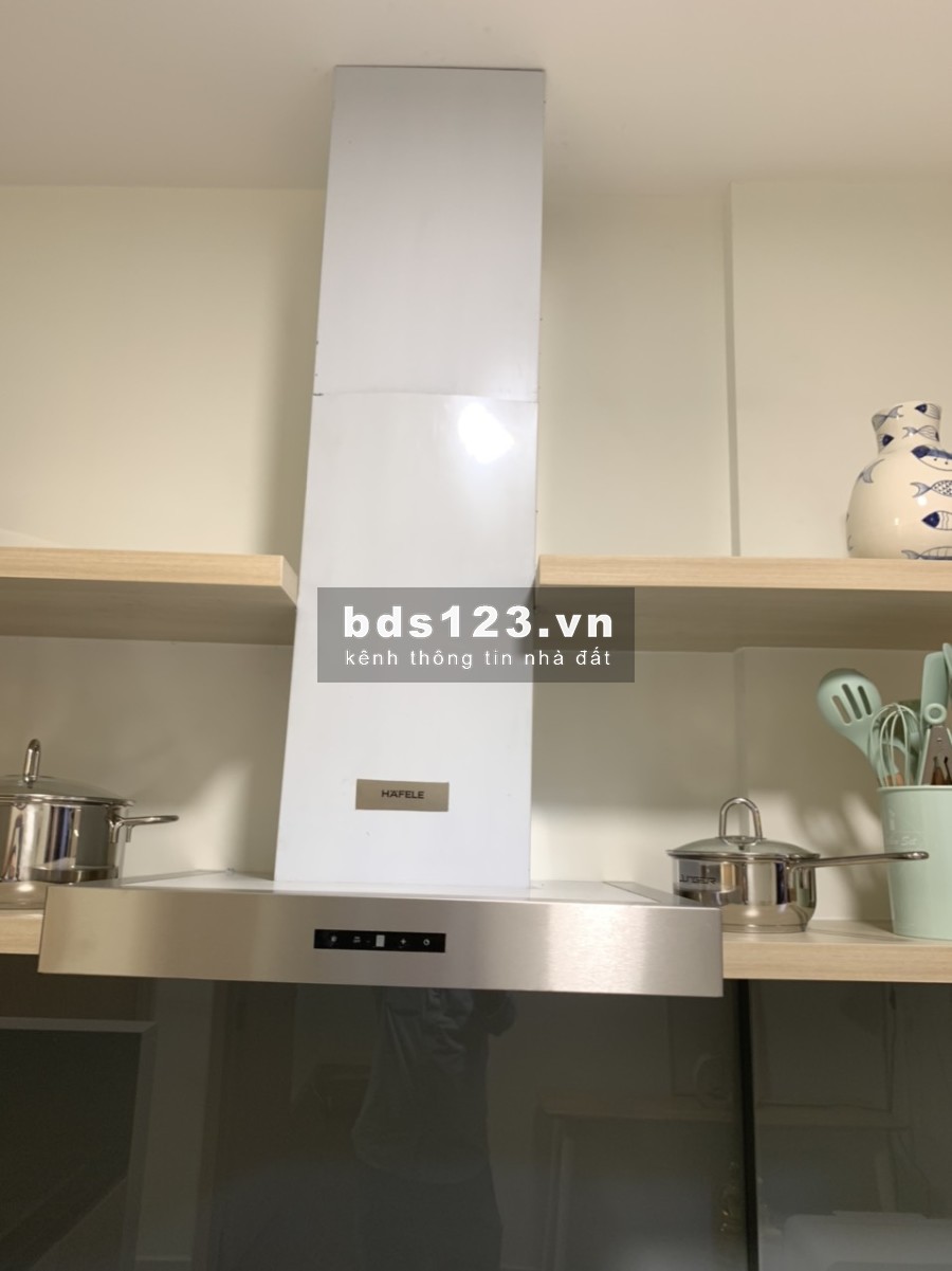 Chủ nhà cần tiền nên bán gấp căn hộ Jamila KĐ 3pn, 92m2 full NT chỉ 3,2 tỷ bao hết. Lh 0909321775. Hoàng