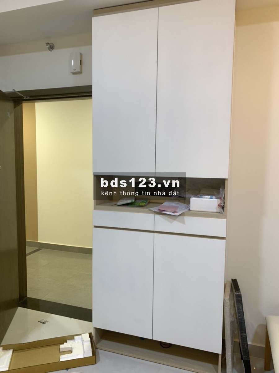 Chủ nhà cần tiền nên bán gấp căn hộ Jamila KĐ 3pn, 92m2 full NT chỉ 3,2 tỷ bao hết. Lh 0909321775. Hoàng
