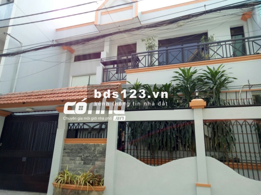 Cho thuê biệt thự Quận Tân Bình. Nhà 10x15m, 2 lầu, sân vườn _ CÓ NHÀ