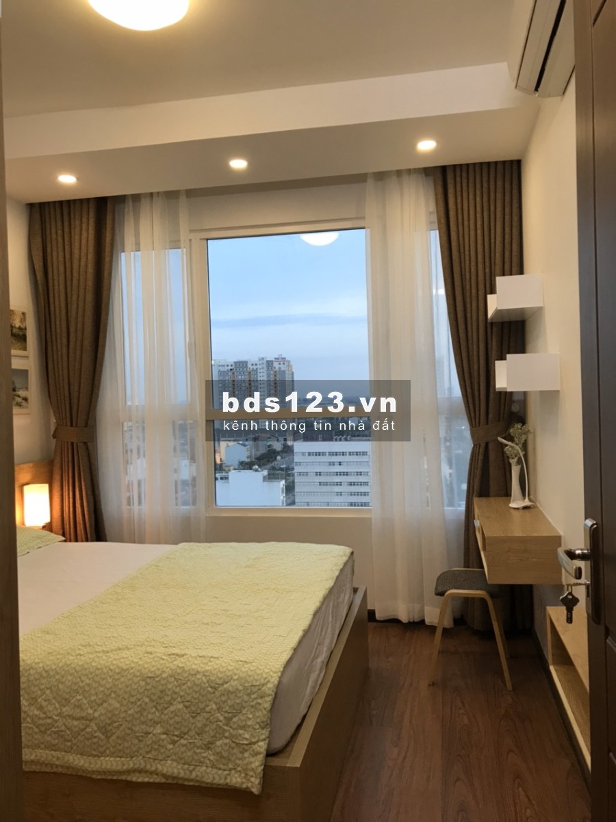 Căn hộ đã làm full nt 2pn diện tích 67m2 view sông thoáng mát giá 12tr/th, LH 0906244927