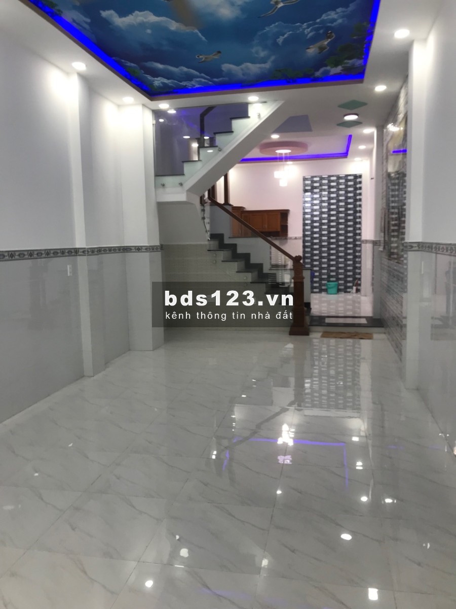 Nhà cho thuê nguyên căn hẻm 9m đường Lê Văn Quới giá 15tr