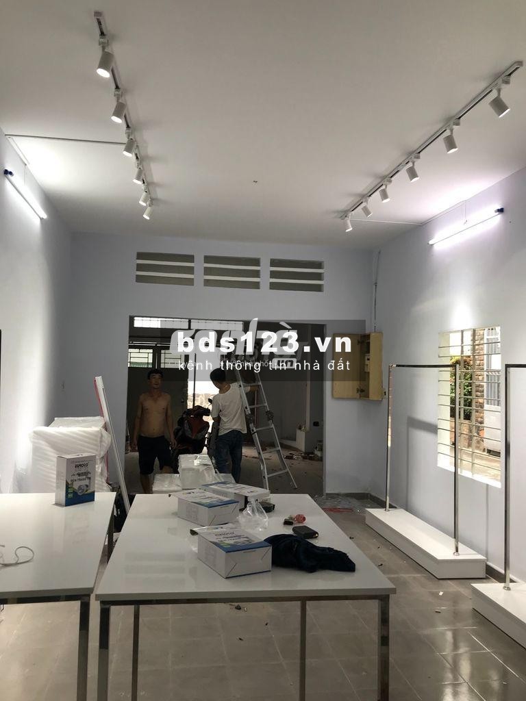 Cho thuê nhà đường Lê Văn Sỹ, Tân Bình. dt 4x21m, khu kinh doanh sầm uất _ CÓ NHÀ