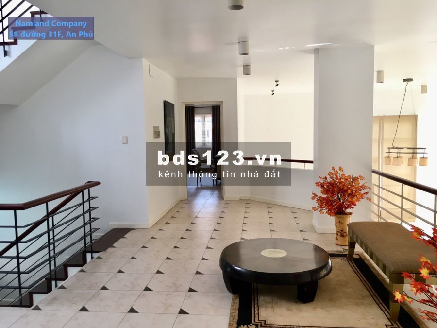 Nhà phố đường Lương ĐỊnh Của 3 lầu, có hầm 4PN đẹp, Bình Khánh, Quận 2