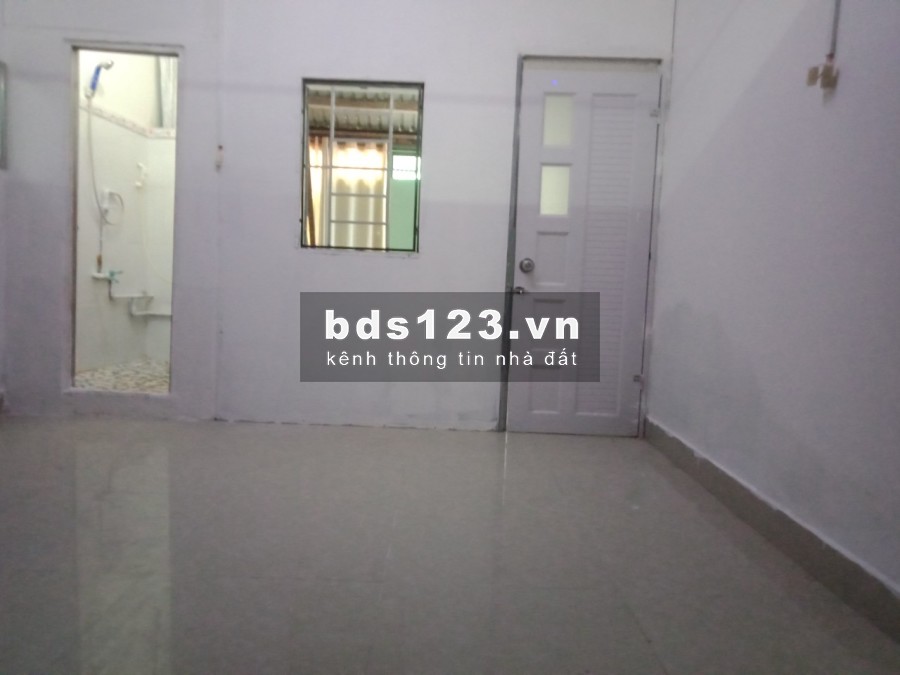PHÒNG TRỌ SẠCH SẼ, CỬA SỔ MÁT MẺ GIỜ TỰ DO GẦN CẦU THỊ NGHÈ