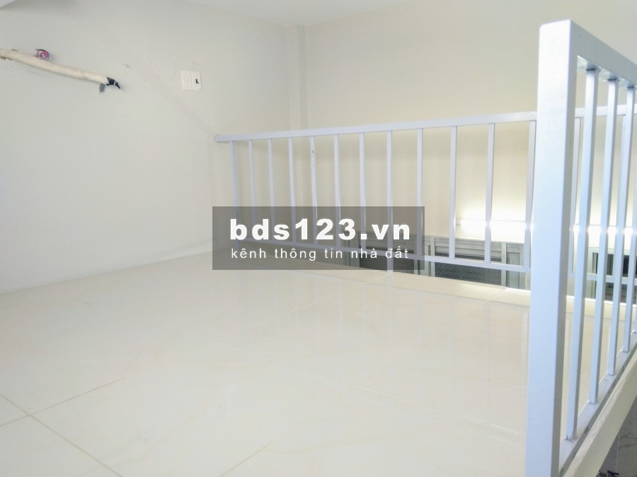 Phòng WC riêng, bếp riêng, cửa sổ, ban công, thang máy. Giờ giấc tự do. Bảo vê & camera an ninh 24/24. Đường 36 Kha Vạn Cân, Linh Đông, Thủ Đức. Xe tải tới cổng
