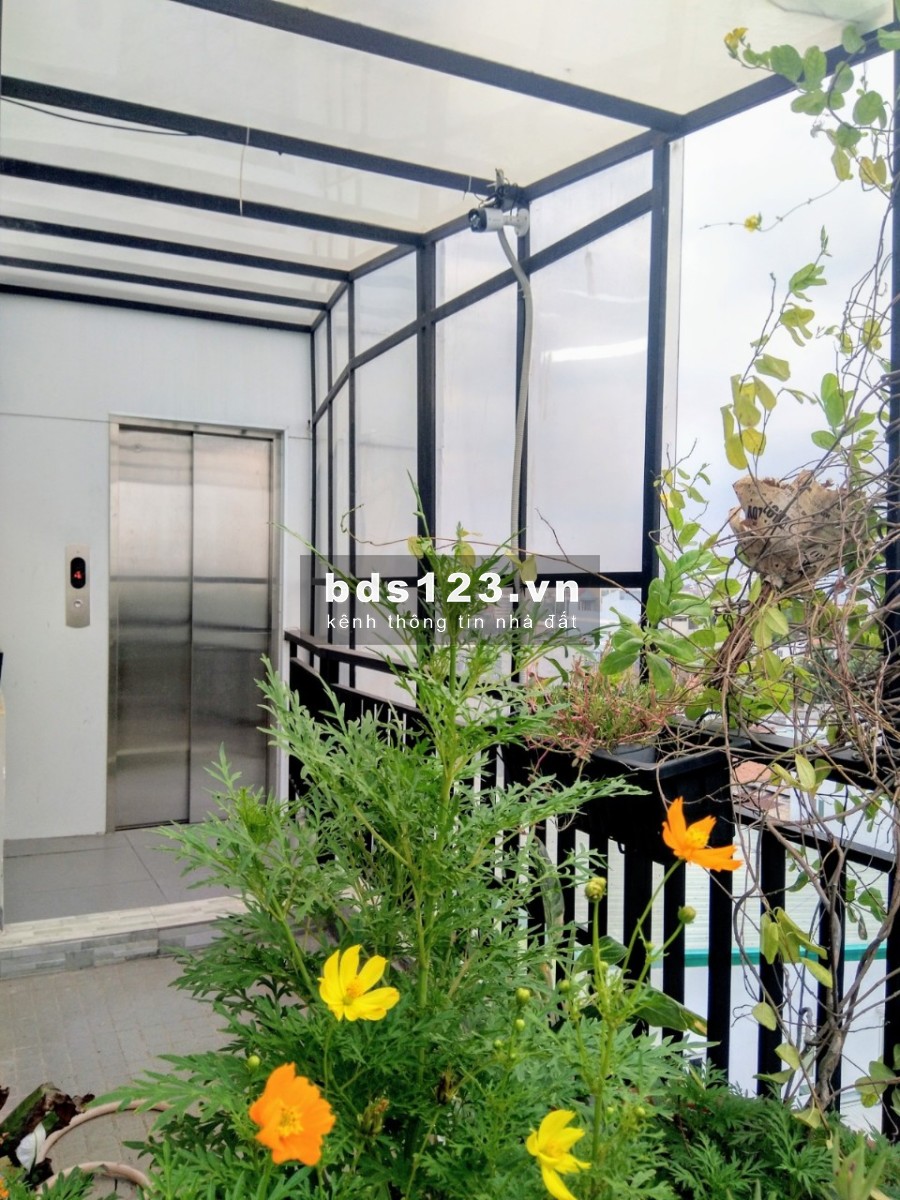 Phòng WC riêng, bếp riêng, cửa sổ, ban công, thang máy. Giờ giấc tự do. Bảo vê & camera an ninh 24/24. Đường 36 Kha Vạn Cân, Linh Đông, Thủ Đức. Xe tải tới cổng