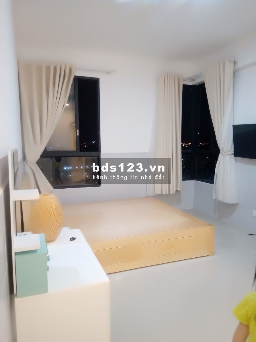 Căn chung cư Era Town Đức Khải Quận 7 97m2 2 phòng ngủ 2wc full nội thất nhà mới giá cực tốt khu vực an ninh quanh năm trong lành thoáng mát