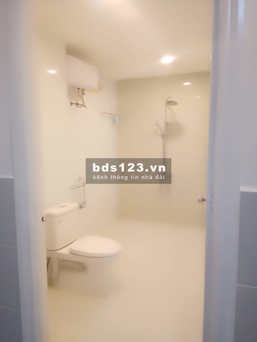 Căn chung cư Era Town Đức Khải Quận 7 97m2 2 phòng ngủ 2wc full nội thất nhà mới giá cực tốt khu vực an ninh quanh năm trong lành thoáng mát
