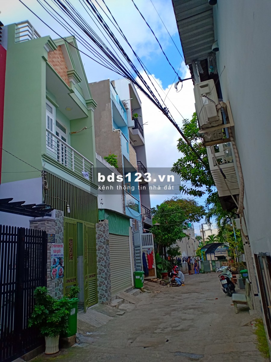 Bán nhà đẹp 200 m GIA 4,750TY, ngay siêu thị Aeon Tân phú, chính chủ, sổ hồng riêng