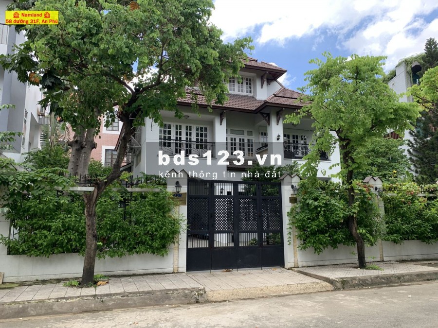 Villa phố áp mái có sân nhỏ Đường Ngô Quang Huy, Phường Thảo Điền