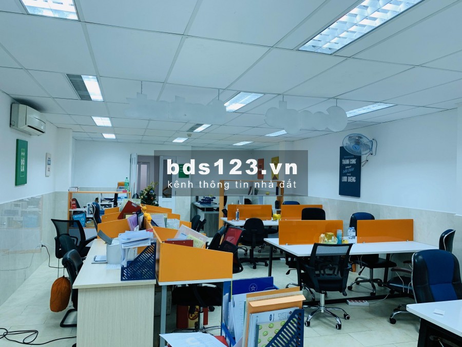 Văn phòng 80m2 khu K300 - Tân Bình - chính chủ cho thuê, full nội thất