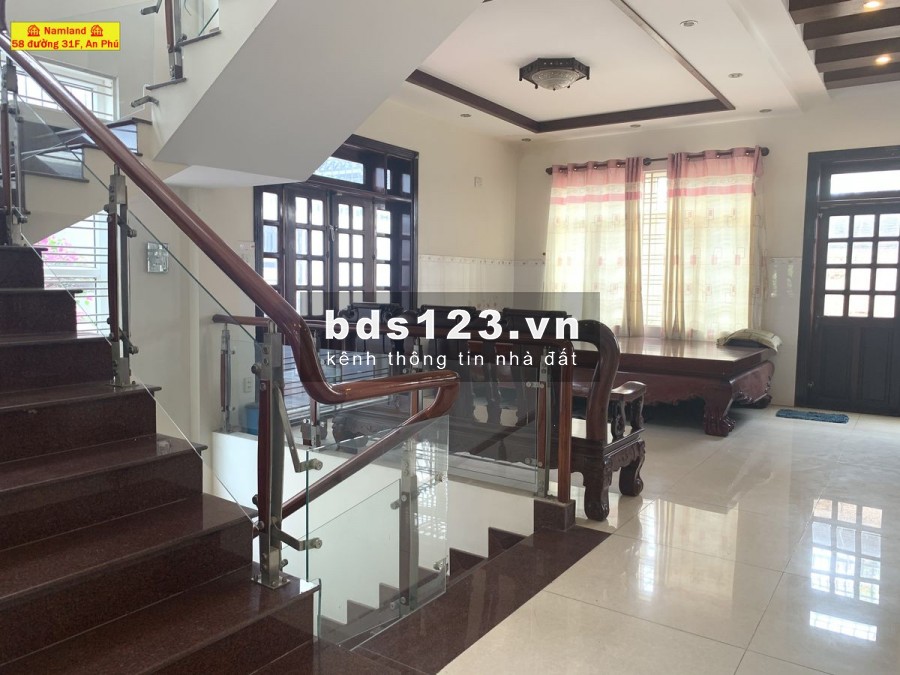 Nhà trệt 1 lầu áp mái có ban công đẹp 29/8 Đường Nguyễn…