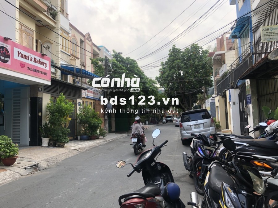 Cho thuê nhà mặt tiền đường Đồng Nai, Tân Bình. DT 4.5x20m _ CÓ NHÀ