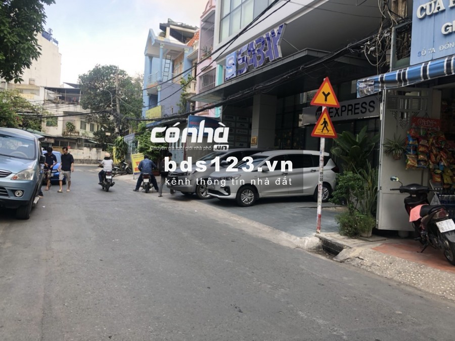 Cho thuê nhà mặt tiền đường Đồng Nai, Tân Bình. DT 4.5x20m _ CÓ NHÀ
