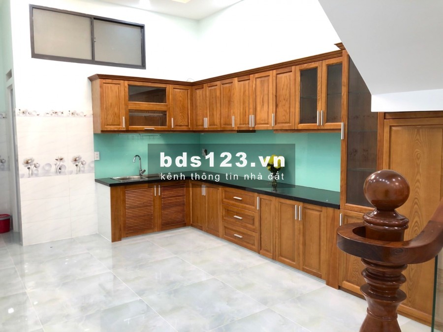 Nhà Mới Xây 2 Lầu Sân Thượng Hẻm 64 Đường Hòa Bình, Phường 05, Quận 11, (đối diện đầm sen)