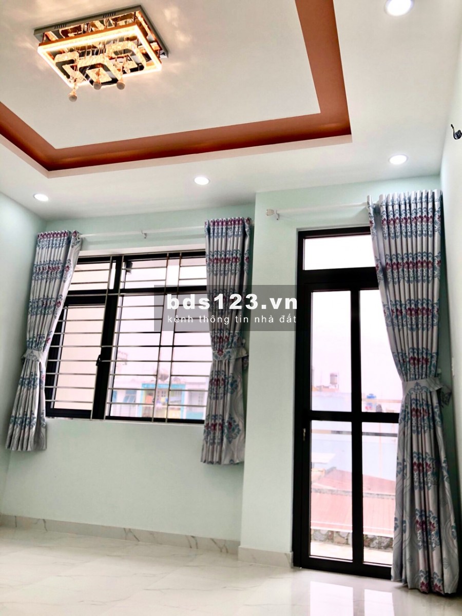 Nhà Mới Xây 2 Lầu Sân Thượng Hẻm 64 Đường Hòa Bình, Phường 05, Quận 11, (đối diện đầm sen)