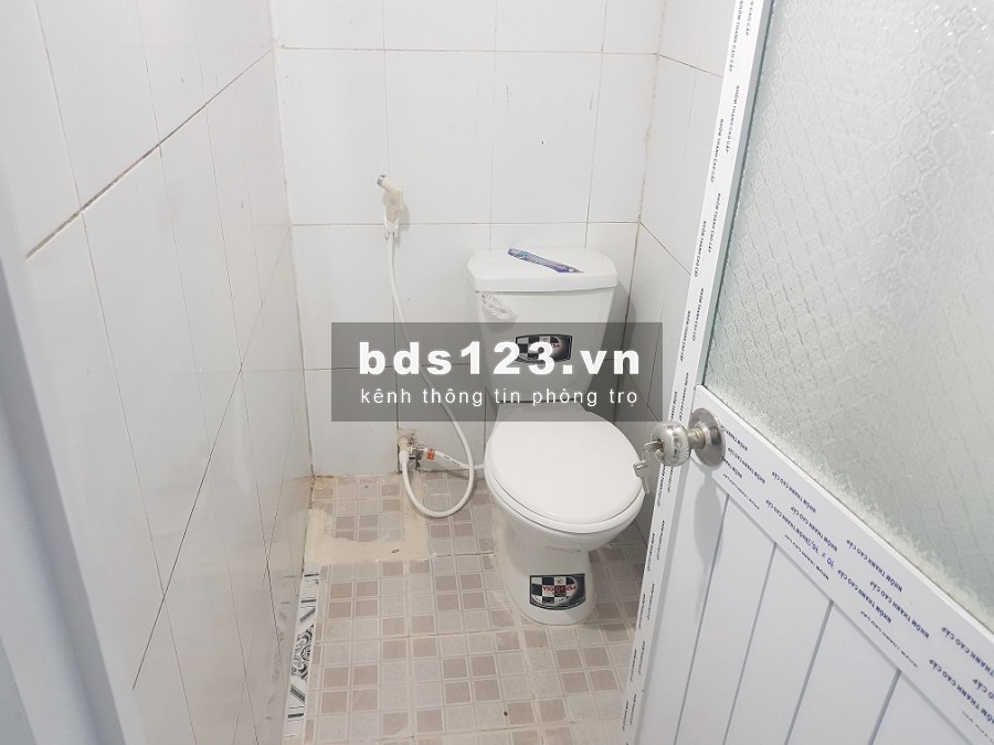 Cho thuê phòng đẹp, ngay chợ An Nhơn, đường Lê Đức Thọ, có gác lửng, bếp, phòng thoáng mát