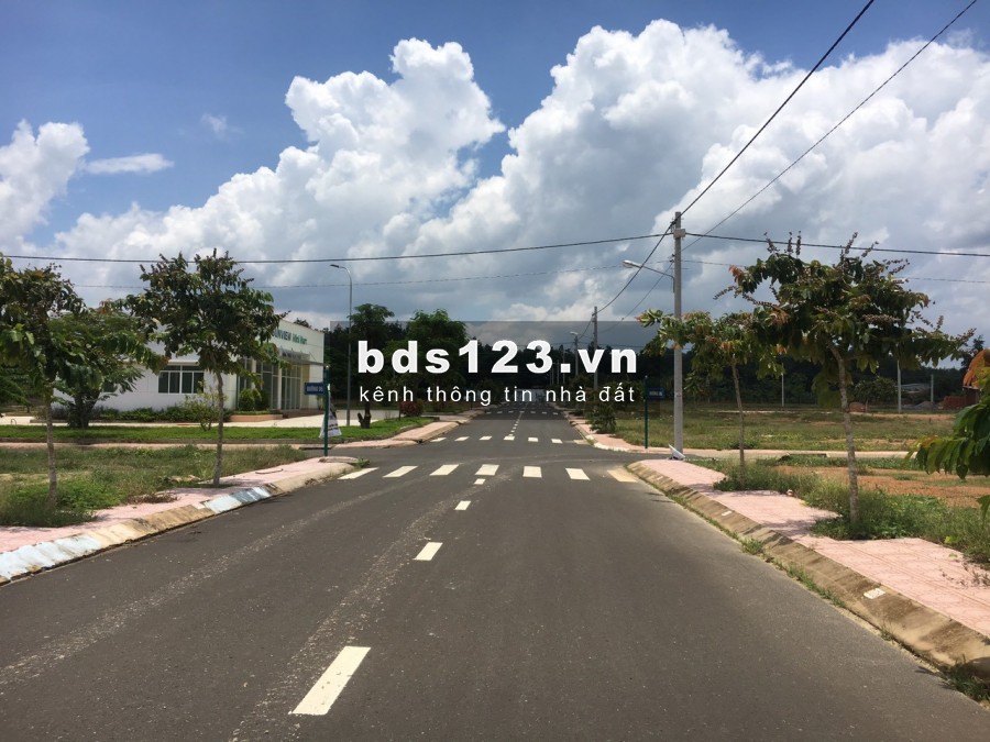 Đất nền mặt tiền đường quốc lộ 50 giá mềm