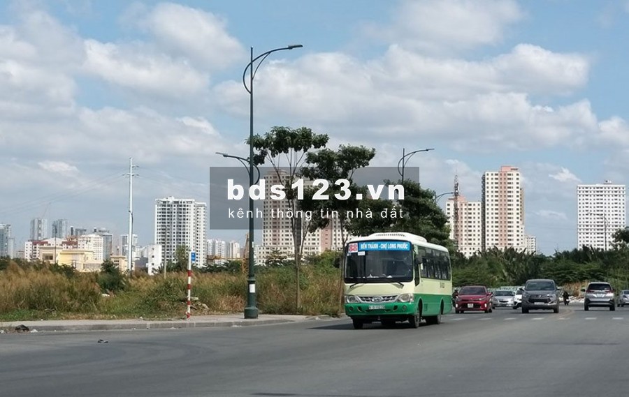 Đất nền mặt tiền đường quốc lộ 50 giá mềm