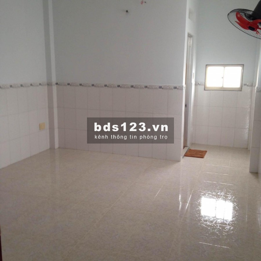 Cho thuê 2 phòng trọ Ngọc Lâm, Long Biên giá 1,1tr và 1,4tr/tháng