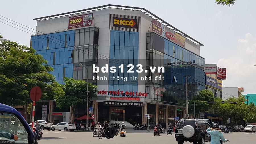 Cho thuê văn phòng đường Nguyễn Hữu Thọ, diện tích 150m2. LH hotline: 098.20.999.20