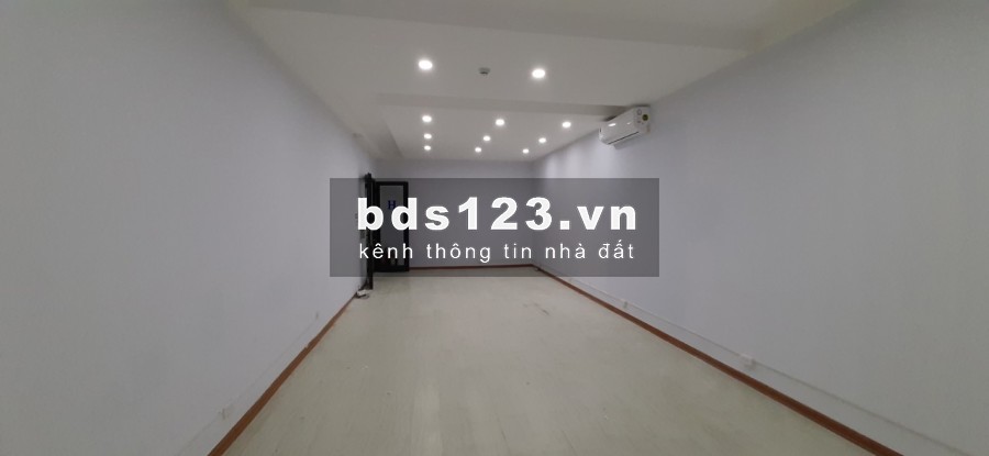 Cho thuê văn phòng đường Nguyễn Hữu Thọ, diện tích 150m2. LH hotline: 098.20.999.20