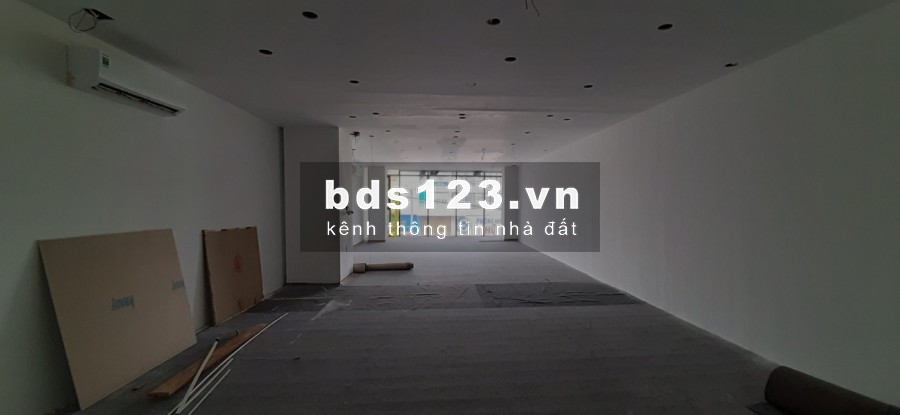 Cho thuê văn phòng đường Nguyễn Hữu Thọ, diện tích 150m2. LH hotline: 098.20.999.20