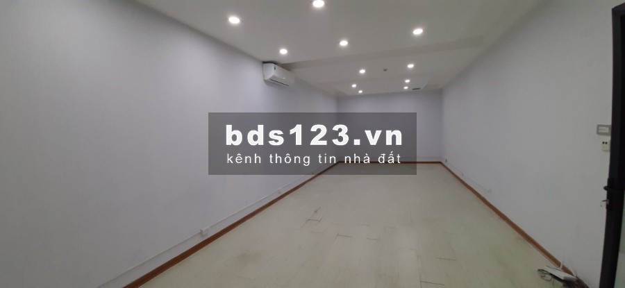 Cho thuê văn phòng đường Nguyễn Hữu Thọ, diện tích 150m2. LH hotline: 098.20.999.20