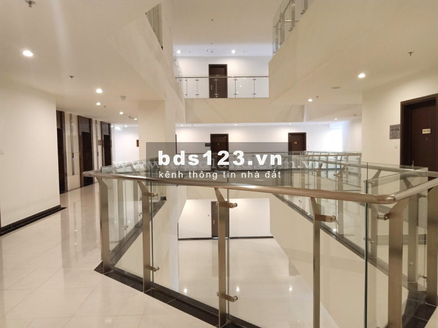 Văn phòng Officetel sàn gỗ, Full nội thất mới 100% - Giá rẻ nhất thị trường 8.5 triệu.