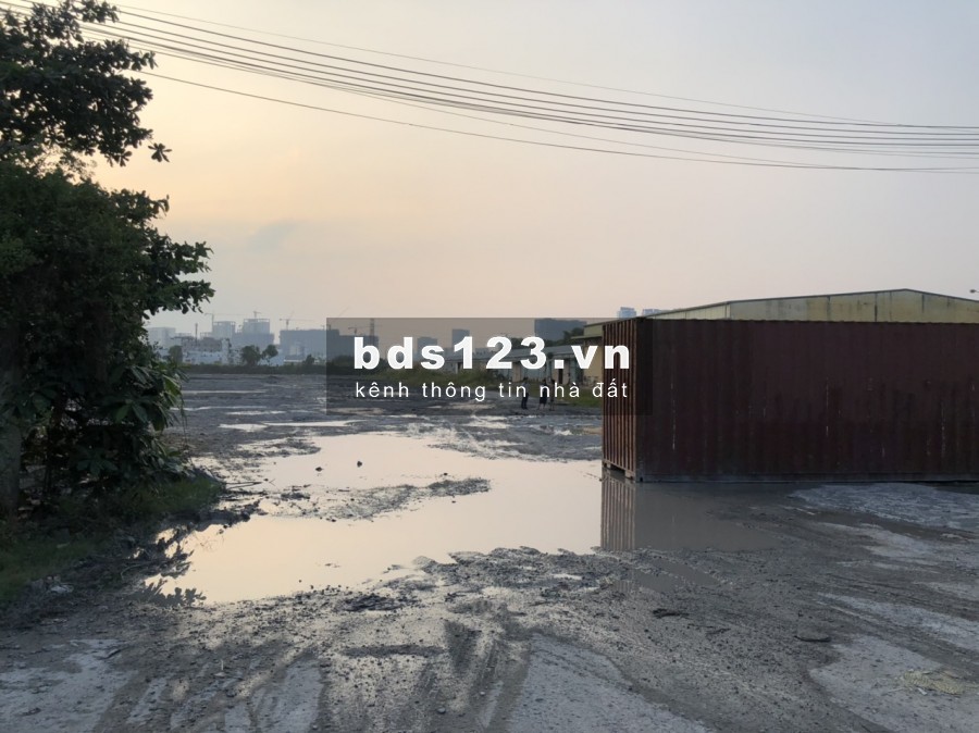 Cho thuê đất trống 35000m2 làm kho bãi, xưởng, nhà máy..tại trung tâm Quận 7, TP Hồ Chí Minh.LH.0866683628
