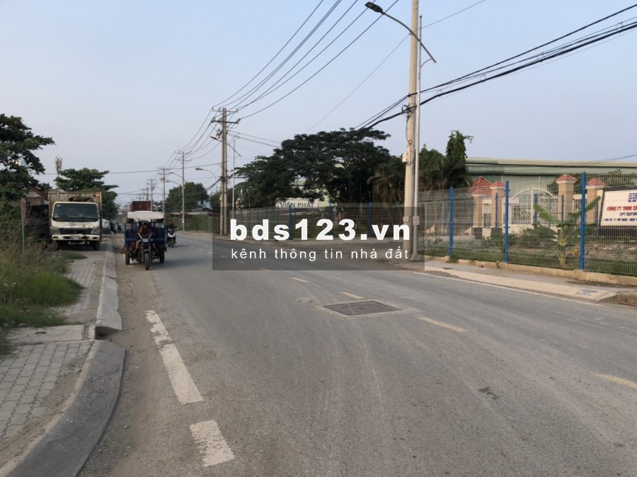 Cho thuê đất trống 35000m2 làm kho bãi, xưởng, nhà máy..tại trung tâm Quận 7, TP Hồ Chí Minh.LH.0866683628