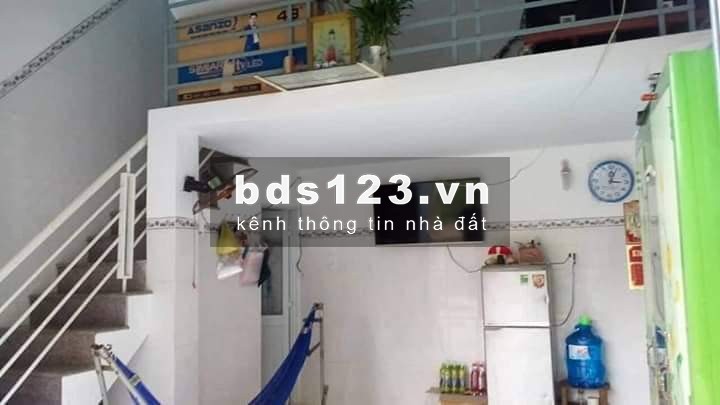 Phá sản bán gấp dãy trọ đơn 6P, 1 kiot sổ hồng riêng, sát KCN đang hoạt động, dân đông đối diện chợ