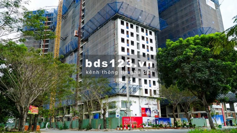 Căn hộ 2PN, 2WC dự án Sài Gòn Intela, Nguyễn Văn Linh, 1,35 tỷ view hồ bơi thoáng mát.