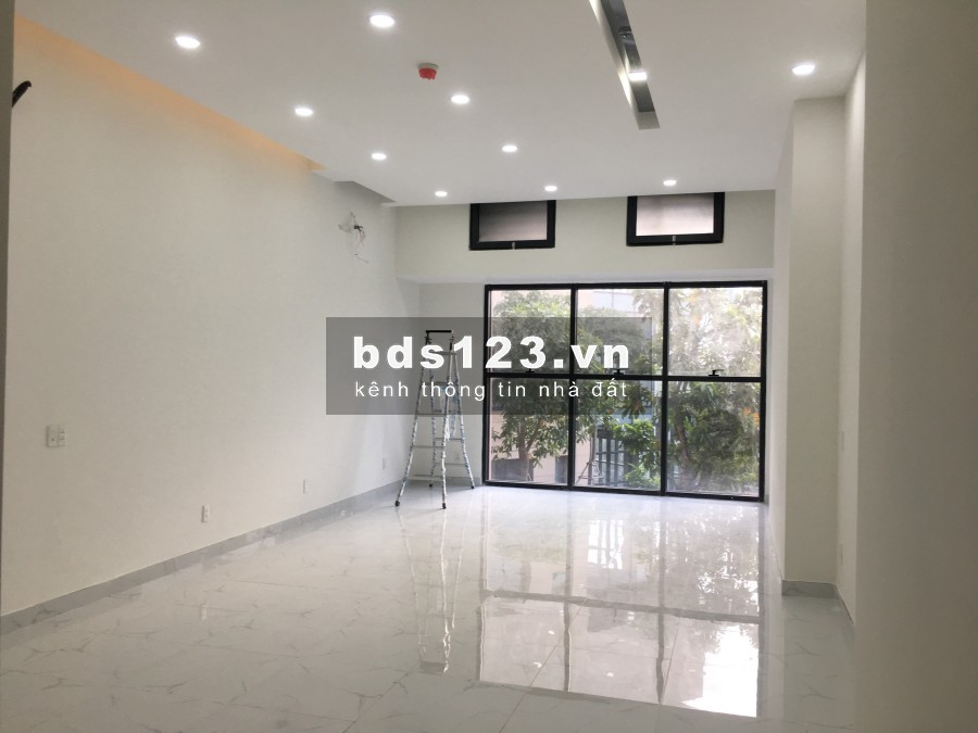 Cho thuê căn hộ chung cư nhỏ gọn - cách TT quận 1 10p, có hồ bơi, phòng gym, công viên - giá rẻ.